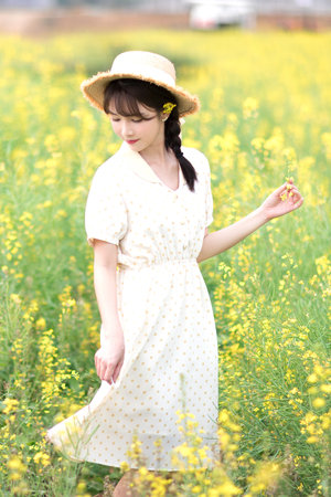 裸体巨乳美女 相关