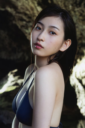 天天躁夜夜躁av処女丧失