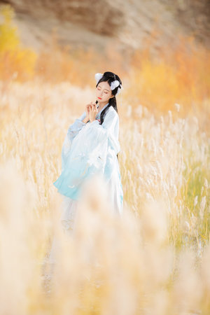 男生脱光衣服