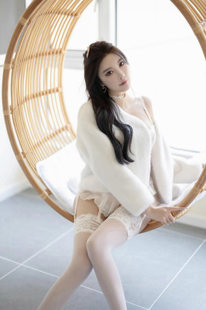 在公车被灌强行满JING液